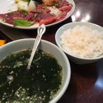 Suehiro - わかめスープ    ご飯