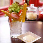 Daikichi Kare - 野菜ディップ。色鮮やかな野菜を特製ソースでお召し上がり下さい。