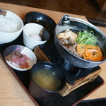 Shabushabu Sukiyaki Dontei - 牛すき鍋膳（７５０円＋税）２０１７年７月