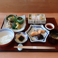 お料理 とみやま - おまかせ御膳（御飯は超少なめで）