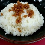 家系ラーメン王道 いしい - ライスニンニクぶっかけました