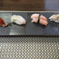 寿司英 - お寿司4貫