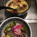 Teppanyaki Okonomiyaki Kashiwa - スープとサラダ