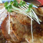 焼肉たてがみ - 豚丼