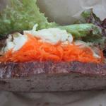 テーラ・テール - 鶏むね肉と人参のサンド