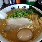 らあめん がんてつ - 醤油ラーメン、味玉プラス