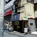 トラットリア・ゴロージィー - 2階がお店