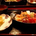 魚国原水産 - 海鮮丼定食