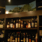 ダイニングバー SARU - お酒と音楽は、店主が何度も現地へ行って仕入れてきました。カリブ海の匂いを感じてください。