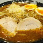 らあめん花月嵐 - 嵐げんこつらあめんブラックモンスター 760円