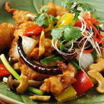Gai Pat Med Mamuan <Stir-fried young chicken and cashew nuts>