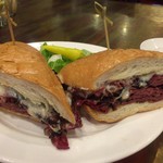 Café Alfresco - Hot Pastrami(断面)♪