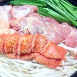 Kyuushuusatsumajidorikoshitsuizakayayufuin - さつま地鶏の明太子鍋(菖蒲コース）