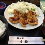 鍛冶屋 文蔵 - 生姜焼き定食