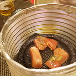 まぐろ小屋 別邸 - 2017年7月　焼いてます