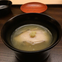 木山 - 焼き茄子のすり流し 胡麻豆腐、鮑