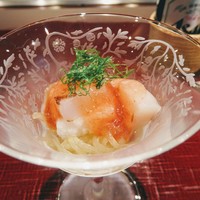 旬彩天 つちや - 先付け　帆立と長芋の梅肉ジュレ