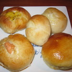 Pia Sapido - ｢パン食べ放題付き｣のパン5種類