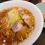 龍華 - セットの半チャーシュー麺