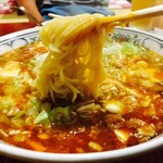 じじ＆ばば - まずは麺をリフトアップ！