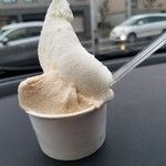 GELATERIA Geream - 養老牛放牧牛乳&きなこ 420円