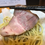 つけ麺 舞 - 低温で仕込まれた柔らかくて旨いレアチャーシュー
