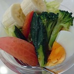 こだま - ミニサラダの盛り付けも美しい！