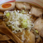 三十六番 - 豚しょうゆ（アップ）