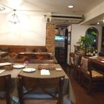 カリヨン - 各テーブルにお花