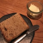 ラ・ボンヌターブル - ル・シュクレクールのパン◎2017/7