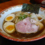 自然派ラーメン 神楽 - ☆２種類のチャーシューがキラリ（●＾o＾●）☆