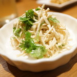 紅い扉の中華や 皆慶 - 干し豆腐和え