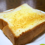 乃が美 はなれ - 2017年7月　焼いてバターを塗った後