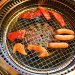 Yakiniku Tsudoi - ウインナーなども焼きます