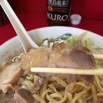 ラーメン二郎 - 柔らかく旨い！