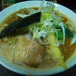 ラーメン 満力 - 白玉とんこつ(650円)