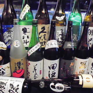 日本酒・焼酎は店主こだわりのラインナップで品揃え豊富！