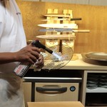 味あら井 - カボス平目のエンガワ炙り