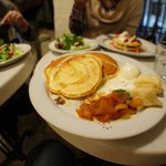 ジェイエス パンケーキカフェ - Apple Cinnamon pancake