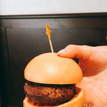 Wolfgang's Steakhouse by Wolfgang Zwiener - ハンバーガー(*^o^*)