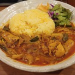 SPICY CURRY 魯珈 - ランペとカラピンチャのWハーブ香る！豚ともやしのスリランカ風カレーのライス大盛