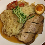 たんびに亭 - ご存じ平打ち麺の呉冷麺