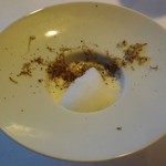 ジャンカルド - カリフラワーの冷製スープ　胡椒の泡　サマートリュフがけ