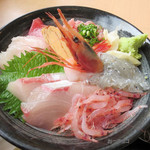 ととすけ - 黒海鮮丼