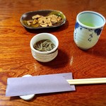 玄鹿 - 蕎麦あられと水蕎麦