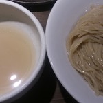 つけ麺一燈 - 貝と昆布の冷やし細つけそば(浅利)