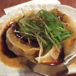 Abuya - ピリ辛ごまダレ水餃子