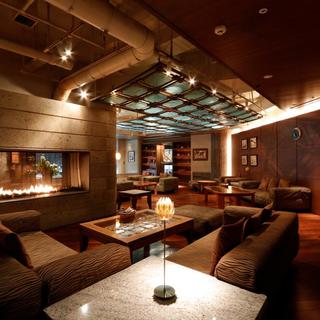 豪華客船を彷彿させるVIPラウンジ