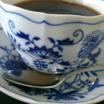 カフェ石黒 - 美しいコーヒーカップ