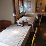 ヒロのお菓子屋さん - 環境に優しい高輝度LED照明を採用